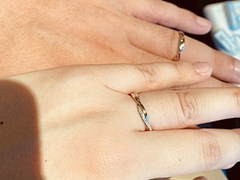 【I's stone(アイズストーン)の口コミ】 婚約指輪を購入してくれたお店で、訪問させて頂きました。
ピンクゴールド…