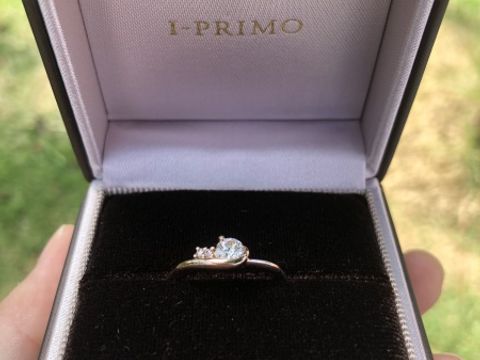 【アイプリモ(I-PRIMO)の口コミ】 デザインがとても可愛いく結婚指輪を買った際に重ね付けができる点や婚約…