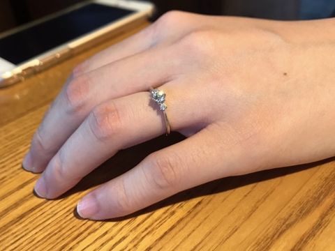 【TRECENTI(トレセンテ)の口コミ】 デザインとつけ心地の良さが決め手です。ウェヌスはダイヤモンドが浮いた…