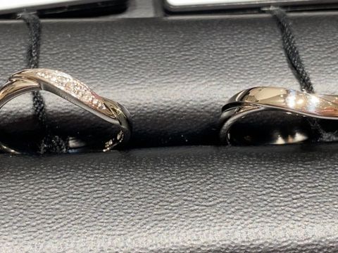 【ラザール ダイヤモンド(LAZARE DIAMOND)の口コミ】 「クルーズ オブ ハート」というウェーブラインの指輪です。ウェーブが一…