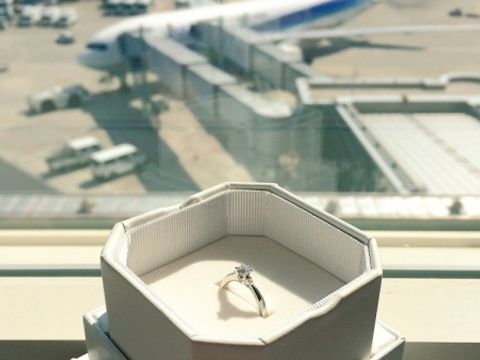 【4℃ BRIDAL(ヨンドシーブライダル)の口コミ】 色んな店舗に行きましたが、指輪のデザインが豊富な事はもちろんの事、4℃…