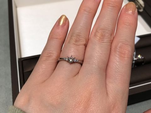 【アイプリモ(I-PRIMO)の口コミ】 プラチナのほかにゴールドやピンクゴールドが選べることや、とにかくスタ…