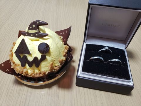 【アイプリモ(I-PRIMO)の口コミ】 婚約指輪とのバランスが一番よいと思ったため。また、アフターサービスも…