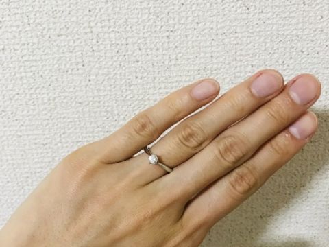 【銀座ダイヤモンドシライシの口コミ】 ダイヤモンドはプロポーズリングとして、彼が選んだものです。後日、台を…