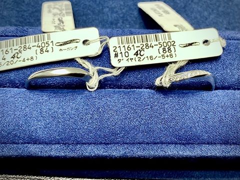 【4℃ BRIDAL(ヨンドシーブライダル)の口コミ】 指輪のデザインが気に入ったため、購入しました。メンズリングにも、レデ…