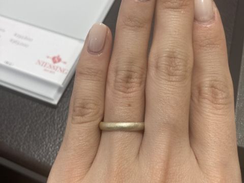 【NIESSING(ニーシング)の口コミ】 アイリスという、グラデーションのデザインです。ホワイト寄りのゴールド…