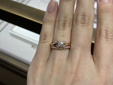 【カルティエ(Cartier)の口コミ】 カルティエ定番のバレリーナです。知っている人なら一目でわかるデザイン…