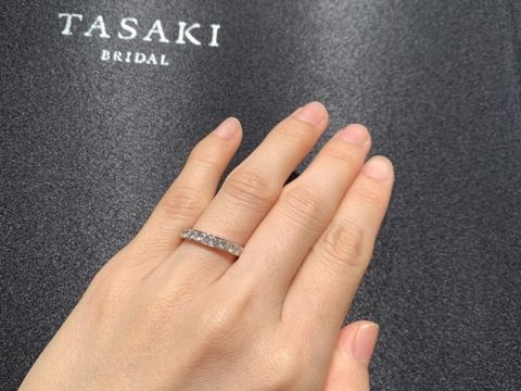 【TASAKI(タサキ)の口コミ】 ダイヤのついた華やかな結婚指輪を探しておりました。
昔から母の付き添い…