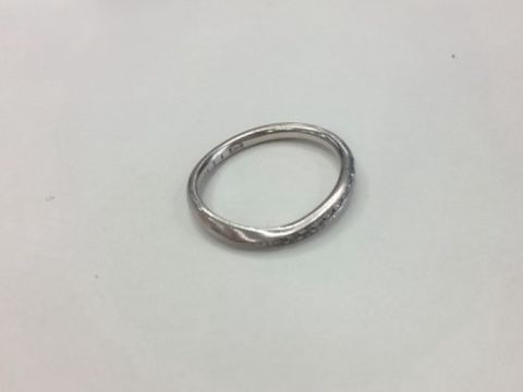 【canal4℃(カナルヨンドシー)の口コミ】 婚約指輪を同じブランドにしていたため、せっかくだからそろえたいと思い…