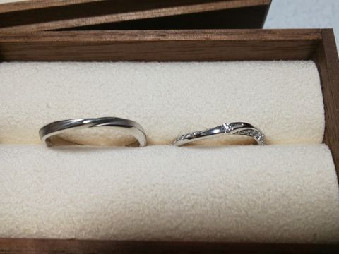 【PORTADA(ポルターダ)の口コミ】 結婚指輪はストレートタイプのイメージでしたが、3タイプあると教えて頂き…