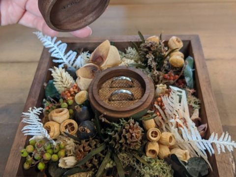 【鎌倉彫金工房の口コミ】 自分たちで作れるところが決め手でした。
また、鋳造ではなく、金属を叩い…