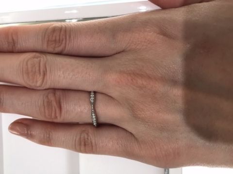 【シャネル(CHANEL)の口コミ】 シャネルのモチーフであるカメリアのデザインが他ブランドにはなくオリジ…