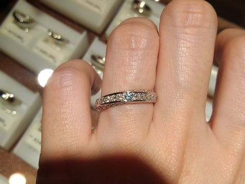 【PROPOSE(プロポーズ)の口コミ】 一生物の指輪に出会いました。婚約指輪にも見えるような指輪が欲しかった…
