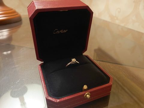 【カルティエ(Cartier)の口コミ】 ずっと憧れていたカルティエの婚約指輪を彼にプレゼントしてもらいました…