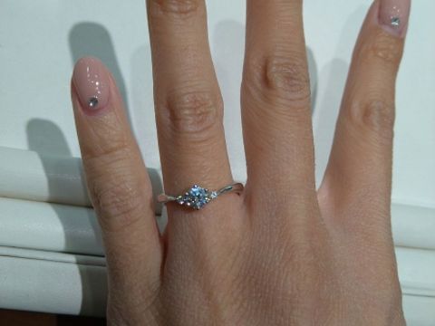 【COLANY(コラニー)の口コミ】 指輪のデザインがドンピシャでした！スタッフさんのアドバイスもとてもよ…