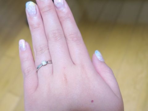 【ティファニー(Tiffany & Co.)の口コミ】 昔から婚約指輪はティファニーと決めていました。一番オーソドックスなセ…