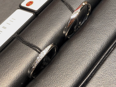 【ラザール ダイヤモンド(LAZARE DIAMOND)の口コミ】 婚約指輪がウェーブラインの指輪だったのでそれに似合う指輪を探していま…