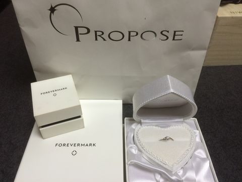 【PROPOSE(プロポーズ)の口コミ】 担当して下さった店員さんが非常に親切で指輪だけでなくダイヤの品質につ…