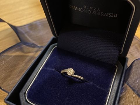 【銀座ダイヤモンドシライシの口コミ】 急遽見に行くことになった婚約指輪でした。二、三件見てパッとせず、ふら…