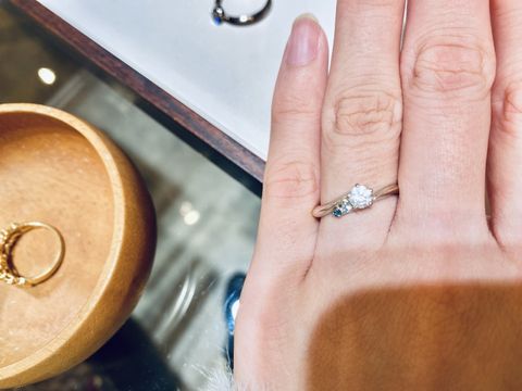 【杢目金屋(もくめがねや)の口コミ】 杢目金屋の1番のポイントは、杢目金の模様。
他のブランドにはない、特別…