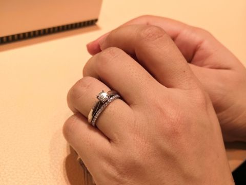 【ブシュロン(BOUCHERON)の口コミ】 キャトルなどもたくさん着けさせてもらいましたが、一番しっくりきたのが…