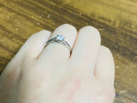 【銀座ダイヤモンドシライシの口コミ】 プロポーズリングでダイヤのみいただいたので、リングを探しに行きました…