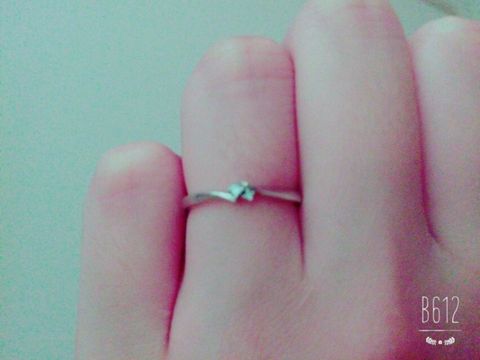 【4℃ BRIDAL(ヨンドシーブライダル)の口コミ】 妊娠し結婚すると言うことでこれからの家事や、子育てに邪魔にならないよ…