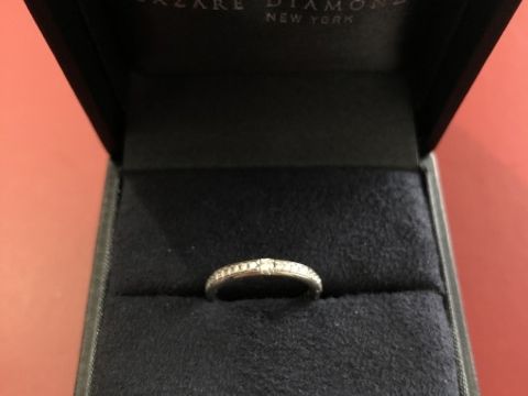 【ラザール ダイヤモンド(LAZARE DIAMOND)の口コミ】 デザインが一番の決め手になりました。婚約指輪もラザールダイヤモンドの…