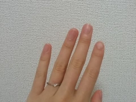 【nocur(ノクル)の口コミ】 彼にサプライズでもらいました。
婚約指輪はTIFFANYだったので、正直もら…