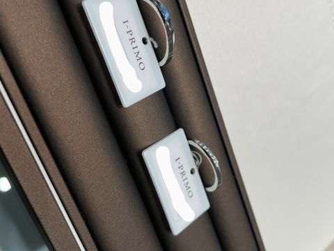 【アイプリモ(I-PRIMO)の口コミ】 たくさん試着しました。ウェーブタイプをはじめは希望していましたが、試…