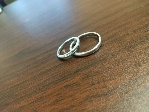 【銀座ダイヤモンドシライシの口コミ】 デザインにひかれました！
私は仕事をしていても指輪をつけたいと思ってい…