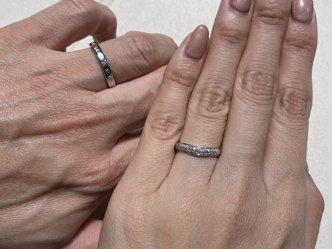 【ブルガリ(BVLGARI)の口コミ】 プラチナのハーフエタニティです。サイズ直しも可能です。ダイヤが2段にな…