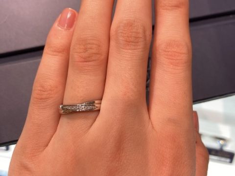 【ROYAL ASSCHER(ロイヤル・アッシャー)の口コミ】 デザインが豊富で、自分好みのデザインを見つけることができると思います…