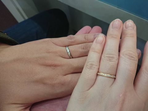 【俄(にわか)の口コミ】 ゴールドやシルバー、ピンクゴールド、イエローゴールドなど、好みに合わ…