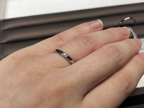 【アイプリモ(I-PRIMO)の口コミ】 ストレートタイプ、ダイヤモンドが付いていない指輪を探していました。店…