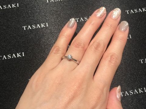 【TASAKI(タサキ)の口コミ】 シンプルかつ女性らしいデザインで探していたので、デザインはとても気に…