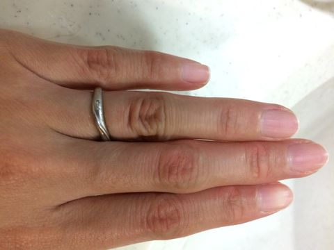 【ケイウノ ブライダル(K.UNO BRIDAL)の口コミ】 結婚指輪を購入しました。
色々なお店の商品を見ましたがこれ！といったも…