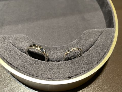 【ショーメ(CHAUMET)の口コミ】 シンプルだけどさりげなくデザイン性があるもの、パートナーとペア感があ…