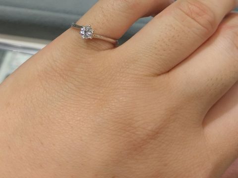 【宝寿堂(ほうじゅどう)の口コミ】 質が良い、大きさも大きいダイヤモンドの指輪が大分お安い価格だと思いま…