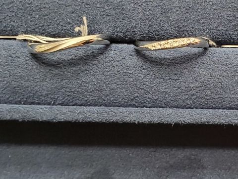 【4℃ BRIDAL(ヨンドシーブライダル)の口コミ】 一目惚れでした。試着した瞬間に、これがいい！と感じました。一見シンプ…