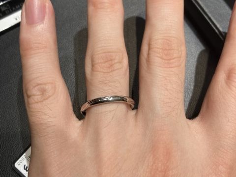 【ラザール ダイヤモンド(LAZARE DIAMOND)の口コミ】 お店の新商品のストレートリングです。
男性はストレートリングの場合、と…