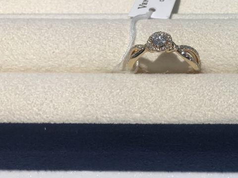 【ヴァンドーム青山(VENDOME AOYAMA)の口コミ】 こちらのデザインは、ヴァンドームグレースと言うシリーズの中の1つです。…