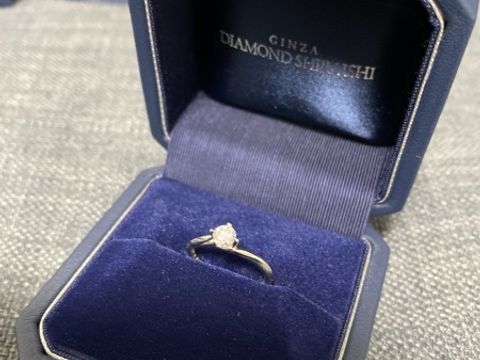 【銀座ダイヤモンドシライシの口コミ】 彼がダイヤモンドシライシさんでダイヤモンドを購入してくれていたため、…