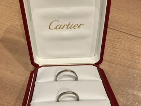 【カルティエ(Cartier)の口コミ】 結婚指輪なので、普段使いしやすくシンプルで、かつ劣化しにくいプラチナ…