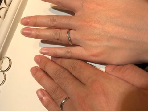 【杢目金屋(もくめがねや)の口コミ】 手の水かきラインにフィットするフェーブのデザインを着用した。着用した…