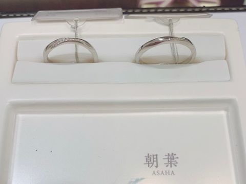 【俄(にわか)の口コミ】 いろんなブランドの話を聞きにいきましたが、
一番個性的なデザインが多く…