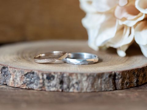 【Cayof(カヨフ)の口コミ】 アンティークな雰囲気にしたくて選びました。仮リングの時点でメンズの方…