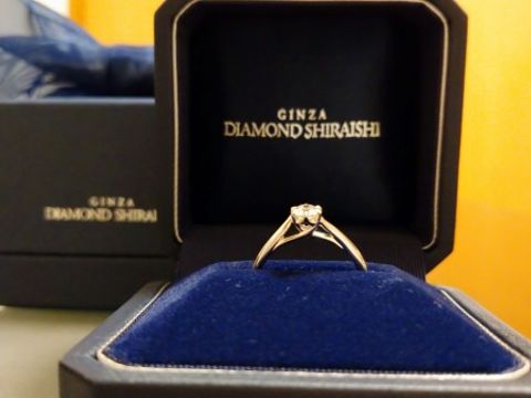 【銀座ダイヤモンドシライシの口コミ】 デザインが本当に可愛いと思いました。王道の爪のデザインは、年を取って…