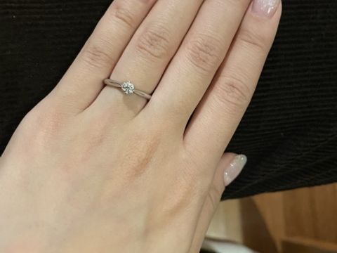 【アイプリモ(I-PRIMO)の口コミ】 2020年モデルであり、土台の部分にもダイヤモンドがあしらわれており、そ…