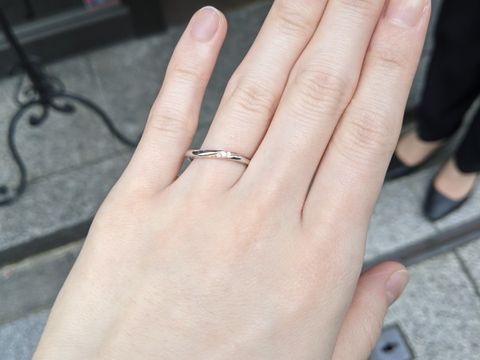 【HOSHI no SUNA 星の砂(ほしのすな)の口コミ】 こちらはストレートタイプで、上の部分のみがプラチナではなくゴールドで…